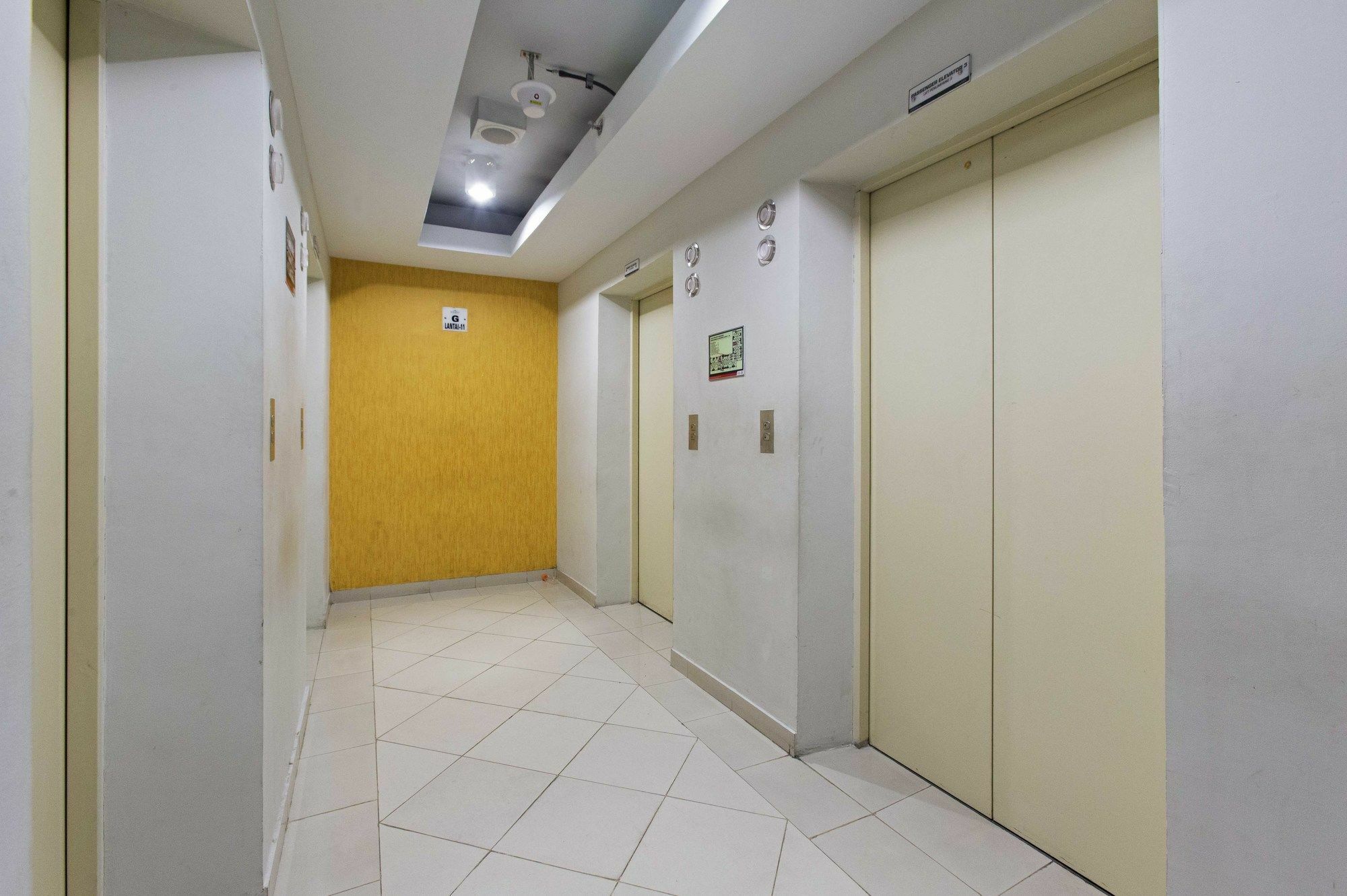 Reddoorz Apartment @ Pegangsaan Kelapa Gading Yakarta Exterior foto