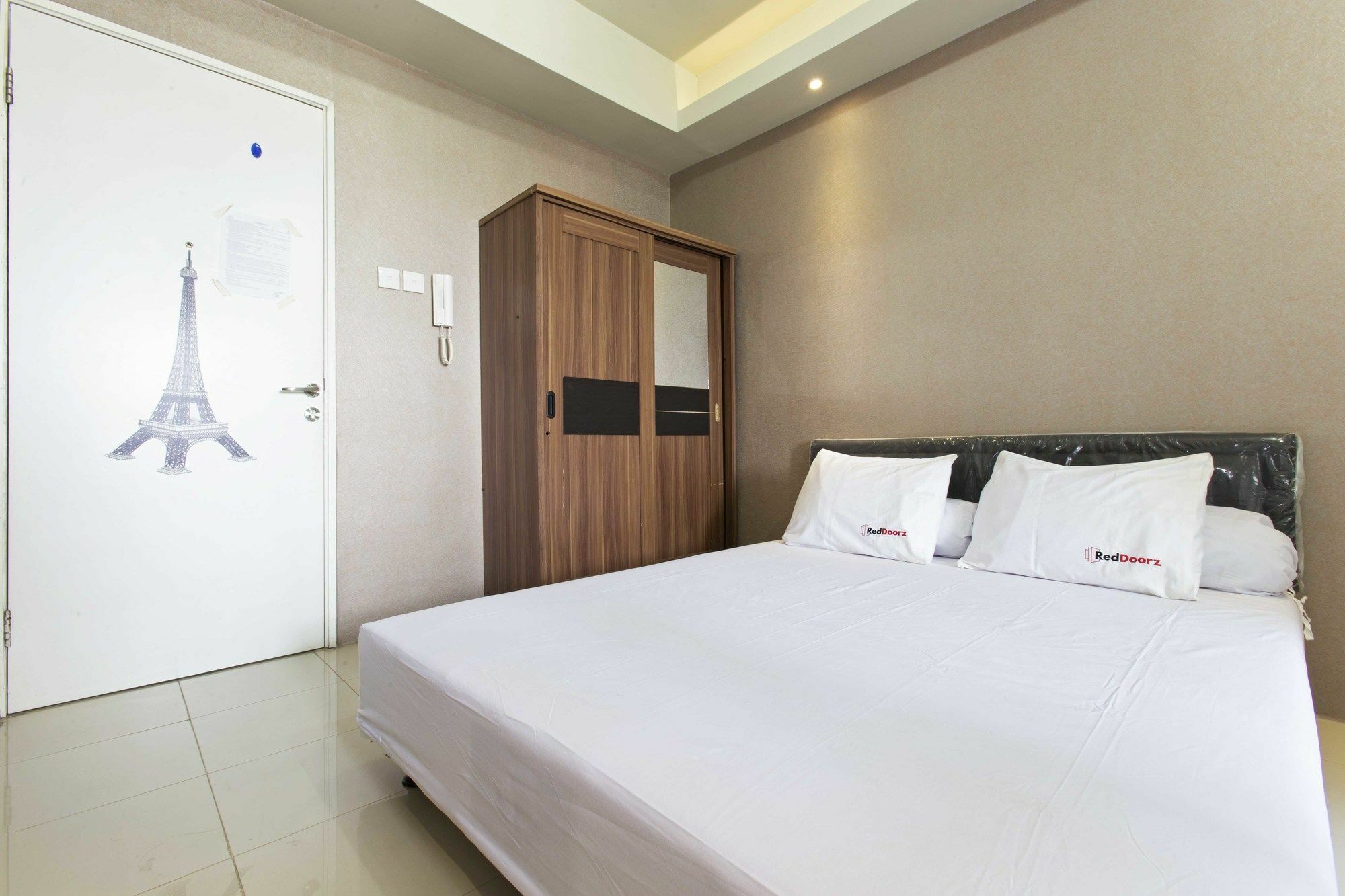 Reddoorz Apartment @ Pegangsaan Kelapa Gading Yakarta Exterior foto